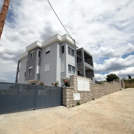 Over The Horizon 3 Bedroom 公寓 *