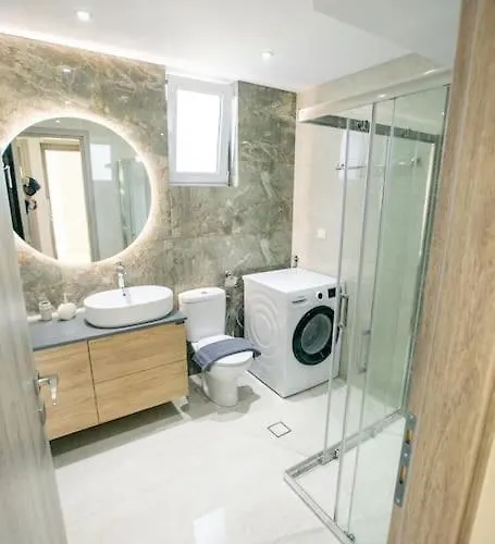 Over The Horizon 3 Bedroom * נאפפליו