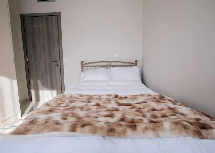 Over The Horizon 3 Bedroom נאפפליו