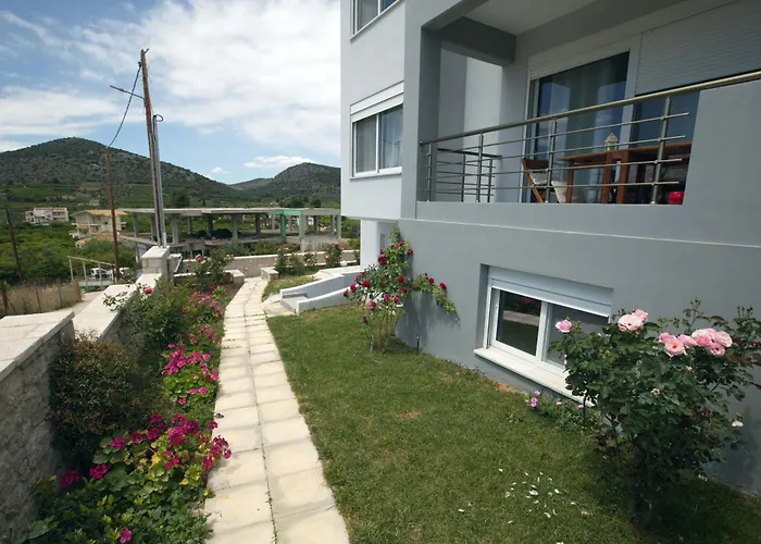 Over The Horizon 3 Bedroom דירה *